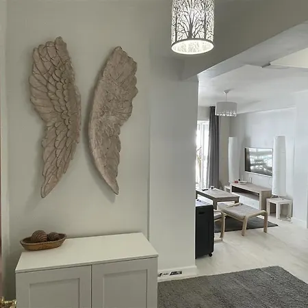 2 Bedroom In Apartment *