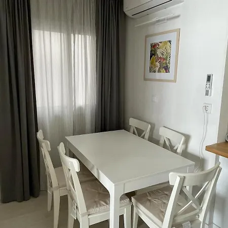 2 Bedroom In * Торремолинос