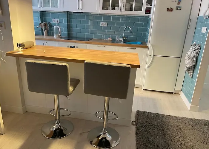 2 Bedroom In Lägenhet Torremolinos